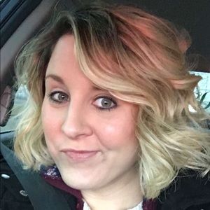 Meet your Posher, Paula